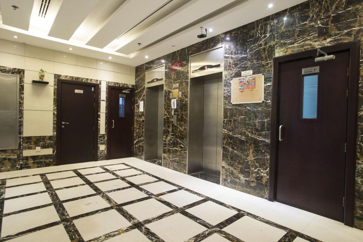 Executive Suite Room In Barsha 1 Near Moe Metro Dubai Exterior foto